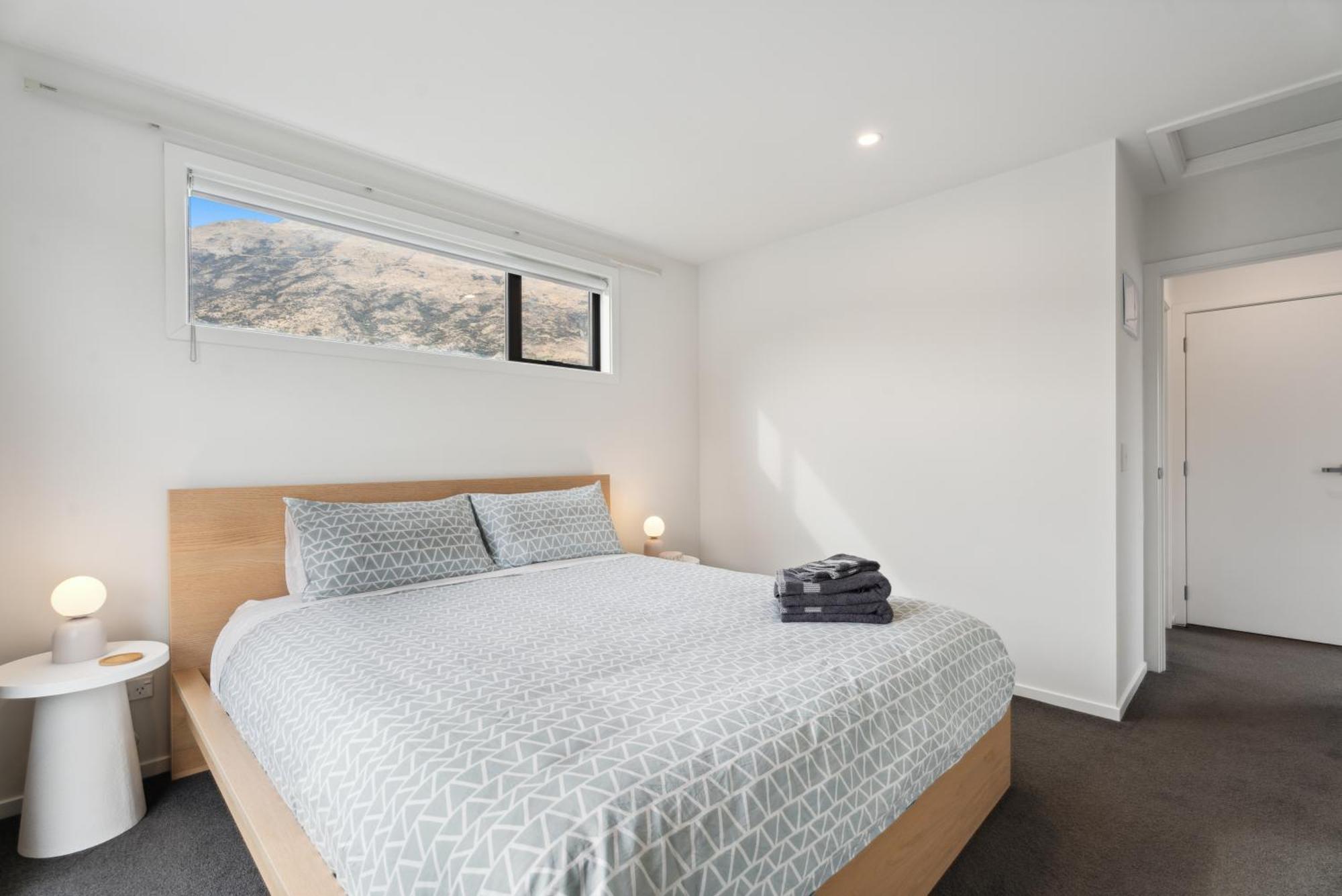 Modern Apartment With Coronet & Remarkables Views Queenstown Exterior photo