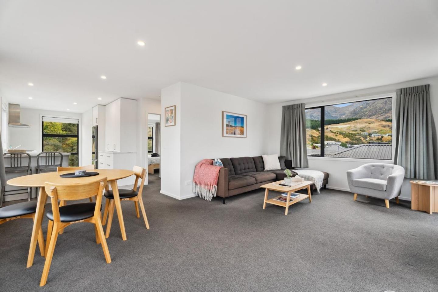 Modern Apartment With Coronet & Remarkables Views Queenstown Exterior photo